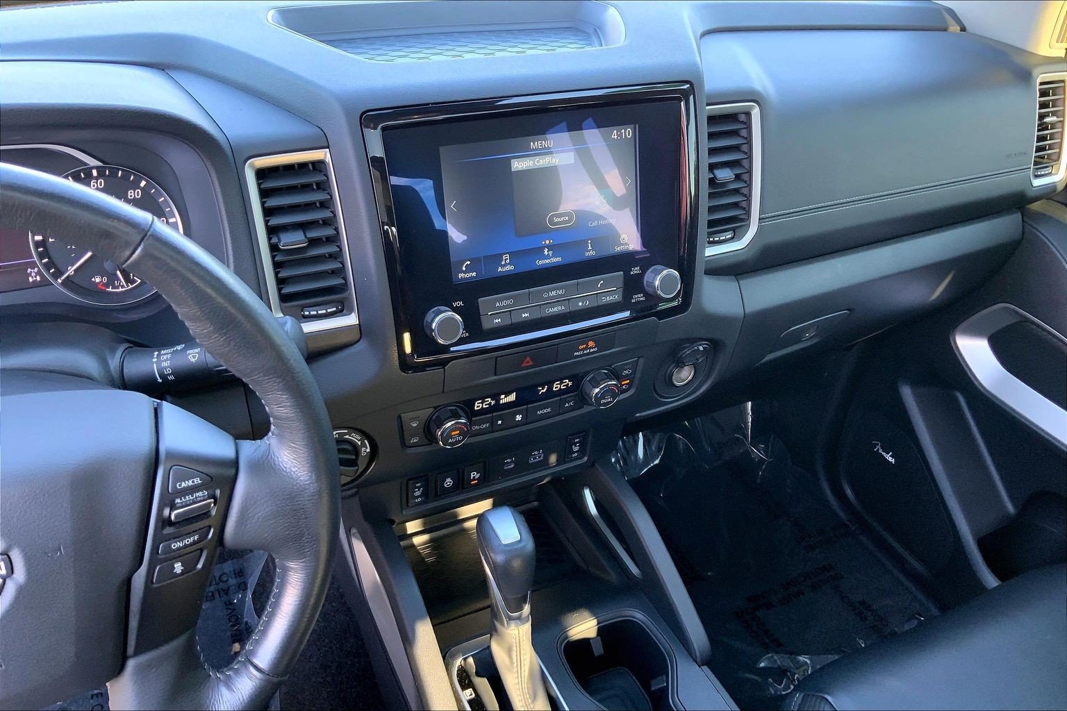 Used 2023 Nissan Frontier SV w/ SV Premium Package AWD/4WD image 6