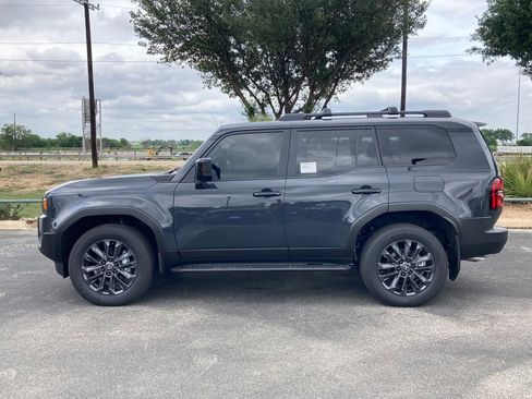 New 2026 Toyota Land Cruiser AWD/4WD image 7