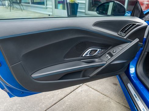 Used 2017 Audi R8 V10 plus AWD/4WD image 10