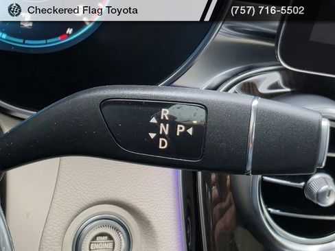 Used 2022 Mercedes-Benz GLC 300 4MATIC image 32