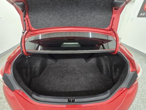 Used 2014 Toyota Corolla LE Premium w/ Driver Convenience Package image 18