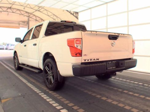 Used 2017 Nissan Titan S RWD image 8
