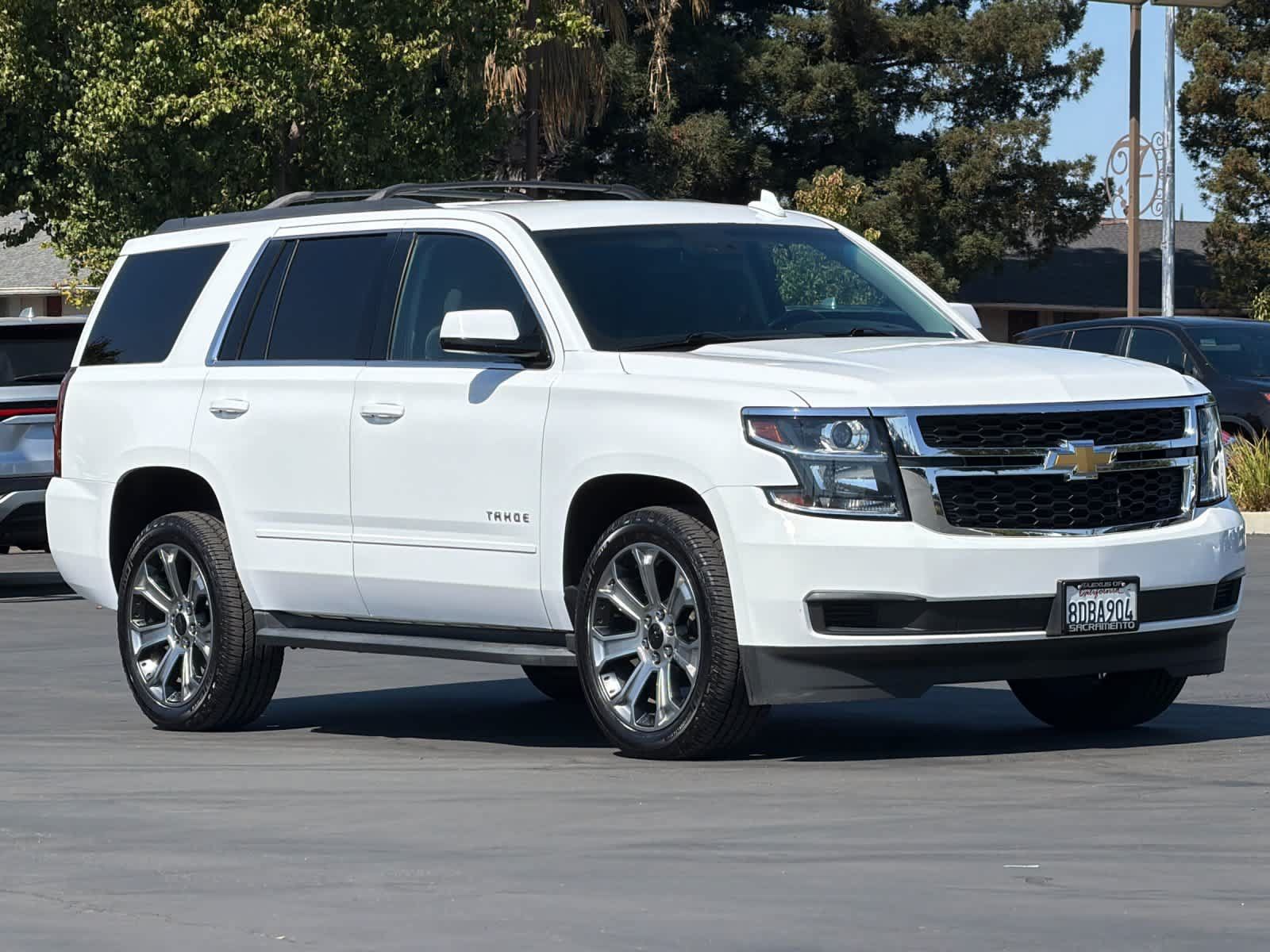 Used 2018 Chevrolet Tahoe LS w/ All-Season Package RWD image 5