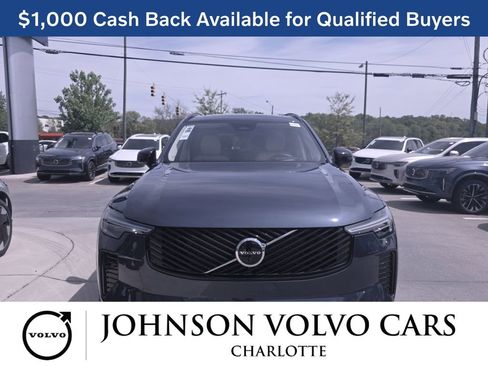 New 2026 Volvo XC90 B6 Ultra w/ Lounge Package image 2