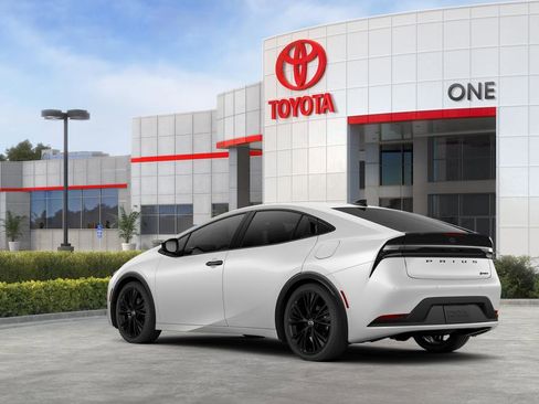 New 2026 Toyota Prius Plug-In Hybrid FWD image 39