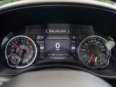 Used 2019 RAM 1500 Big Horn AWD/4WD image 13