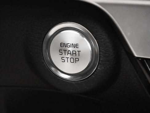 Used 2025 Kia Telluride S AWD/4WD image 18