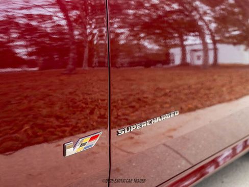 Used 2007 Cadillac XLR V image 52