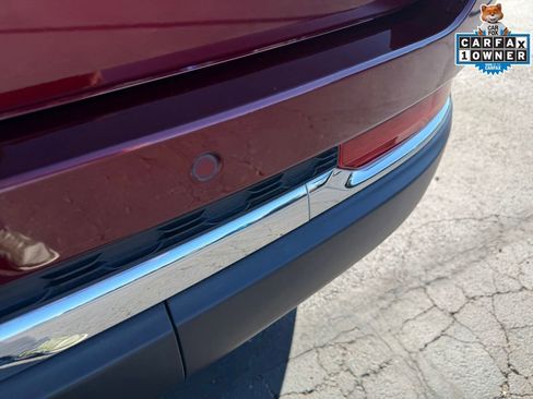 Certified 2023 Jeep Grand Cherokee Limited image 11