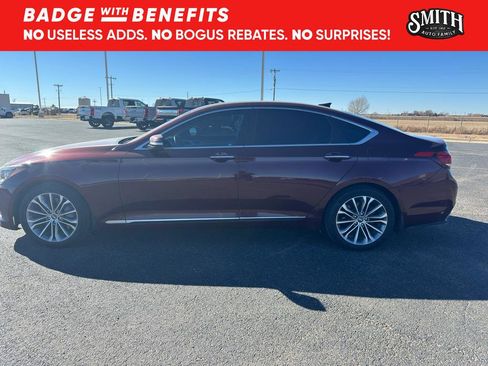Used 2015 Hyundai Genesis 3.8 image 7