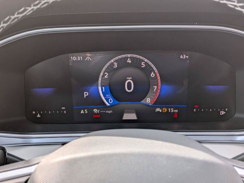 New 2026 Volkswagen Taos SE AWD/4WD image 11