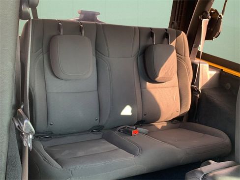 Certified 2019 Jeep Wrangler Sport image 41