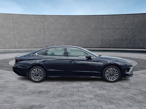 Certified 2026 Hyundai Sonata SEL FWD image 8