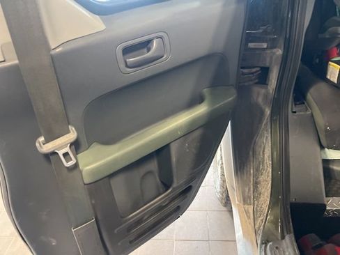Used 2005 Honda Element EX image 18