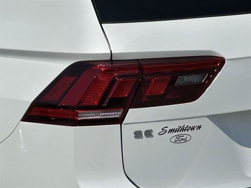 Used 2024 Volkswagen Tiguan SE R-Line AWD/4WD image 29