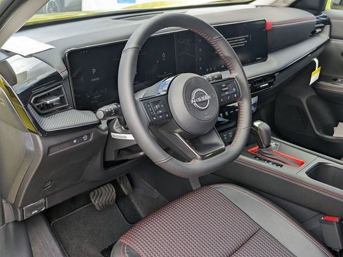 Used 2026 Nissan Kicks SR w/ Illumination Package image 14