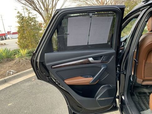 Used 2019 Audi Q5 2.0T Premium Plus w/ Premium Plus Package image 15