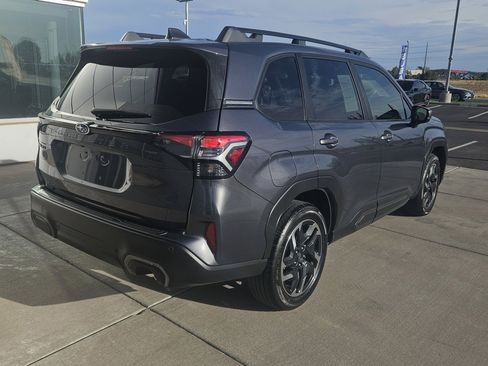Certified 2025 Subaru Forester Limited w/ Popular Package #2 AWD/4WD image 4