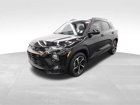 Used 2023 Chevrolet TrailBlazer RS w/ Convenience Package image 5