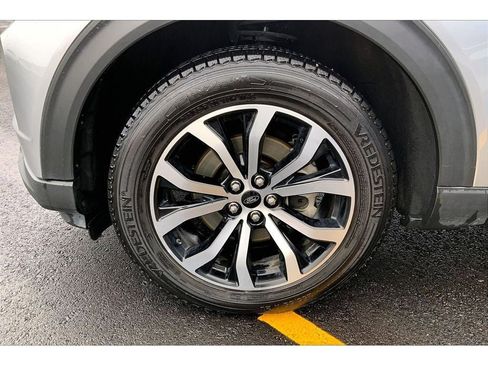 Used 2022 Ford Explorer ST image 10