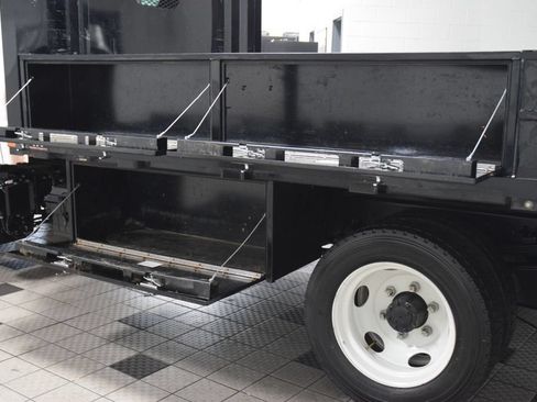 Used 2025 Chevrolet Low Cab Forward 5500XD RWD image 35