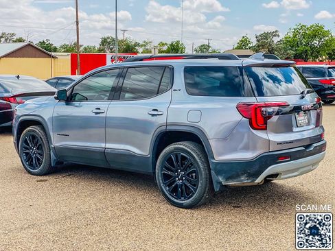 Used 2022 GMC Acadia SLT w/ Elevation Edition FWD image 6