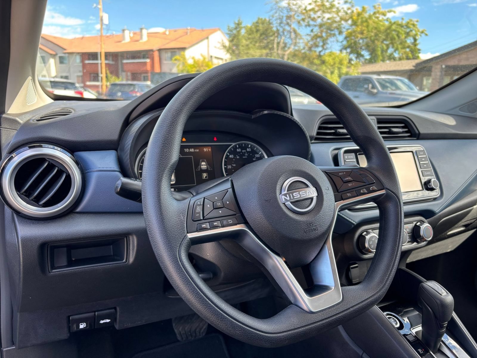 Used 2025 Nissan Versa SV FWD image 31