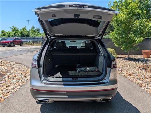 Used 2023 Lincoln Nautilus Reserve AWD/4WD image 23