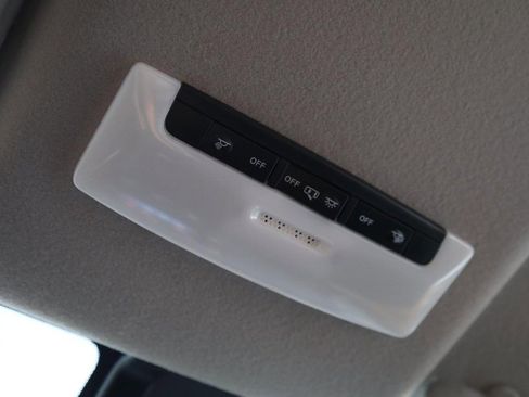 New 2025 Nissan Versa SV w/ Trunk Package image 15