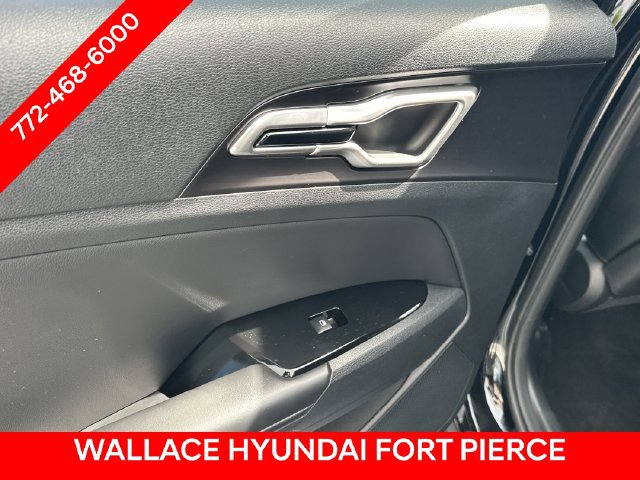 Used 2023 Kia Sportage EX FWD image 13