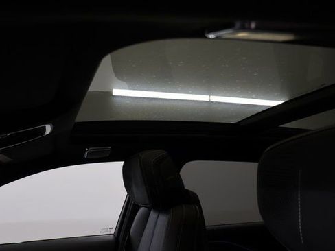 New 2026 Cadillac Lyriq Signature Luxury image 11