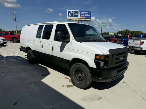 Used 2014 Ford E-350 and Econoline 350 Extended Super Duty RWD image 7