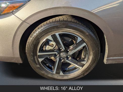 Used 2025 Nissan Sentra SV image 11