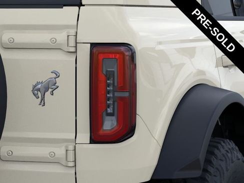 New 2026 Ford Bronco Outer Banks AWD/4WD image 23