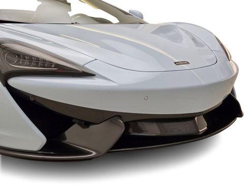 Used 2018 McLaren 570S Spider image 4