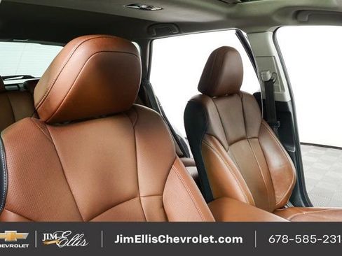 Used 2022 Subaru Outback Touring w/ Popular Package #2 image 24