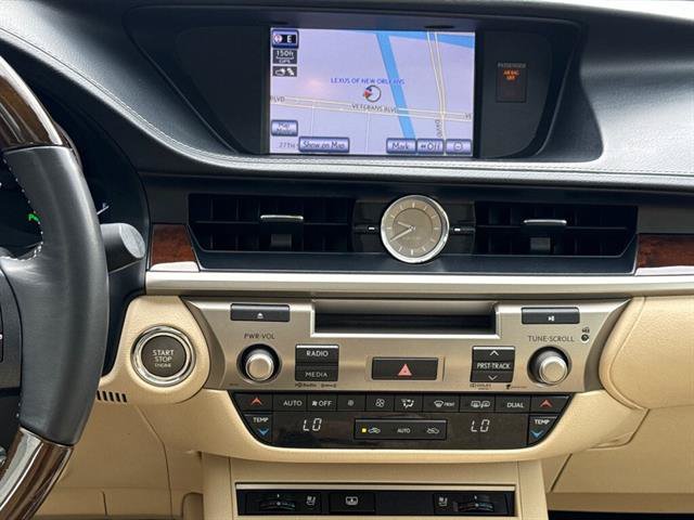 Used 2014 Lexus ES 350 w/ Luxury Package FWD image 11