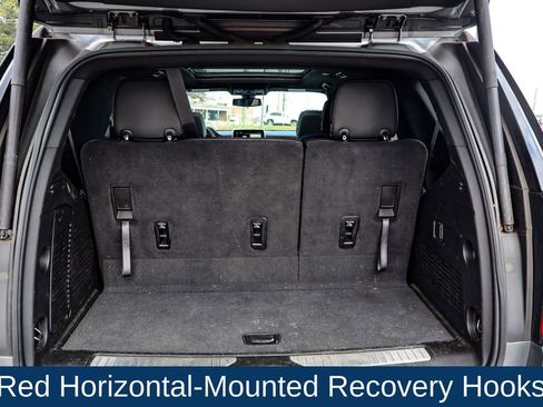 Used 2022 Chevrolet Tahoe Z71 image 38