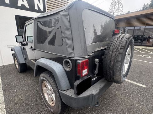 Used 2013 Jeep Wrangler Sport image 5