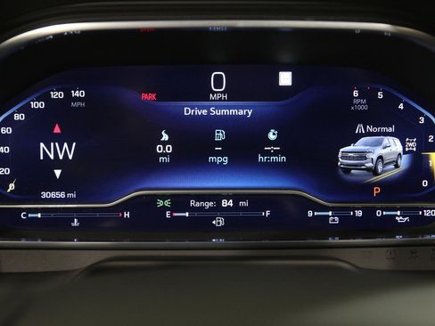 Certified 2023 Chevrolet Suburban RST w/ Sport Performance Package image 9