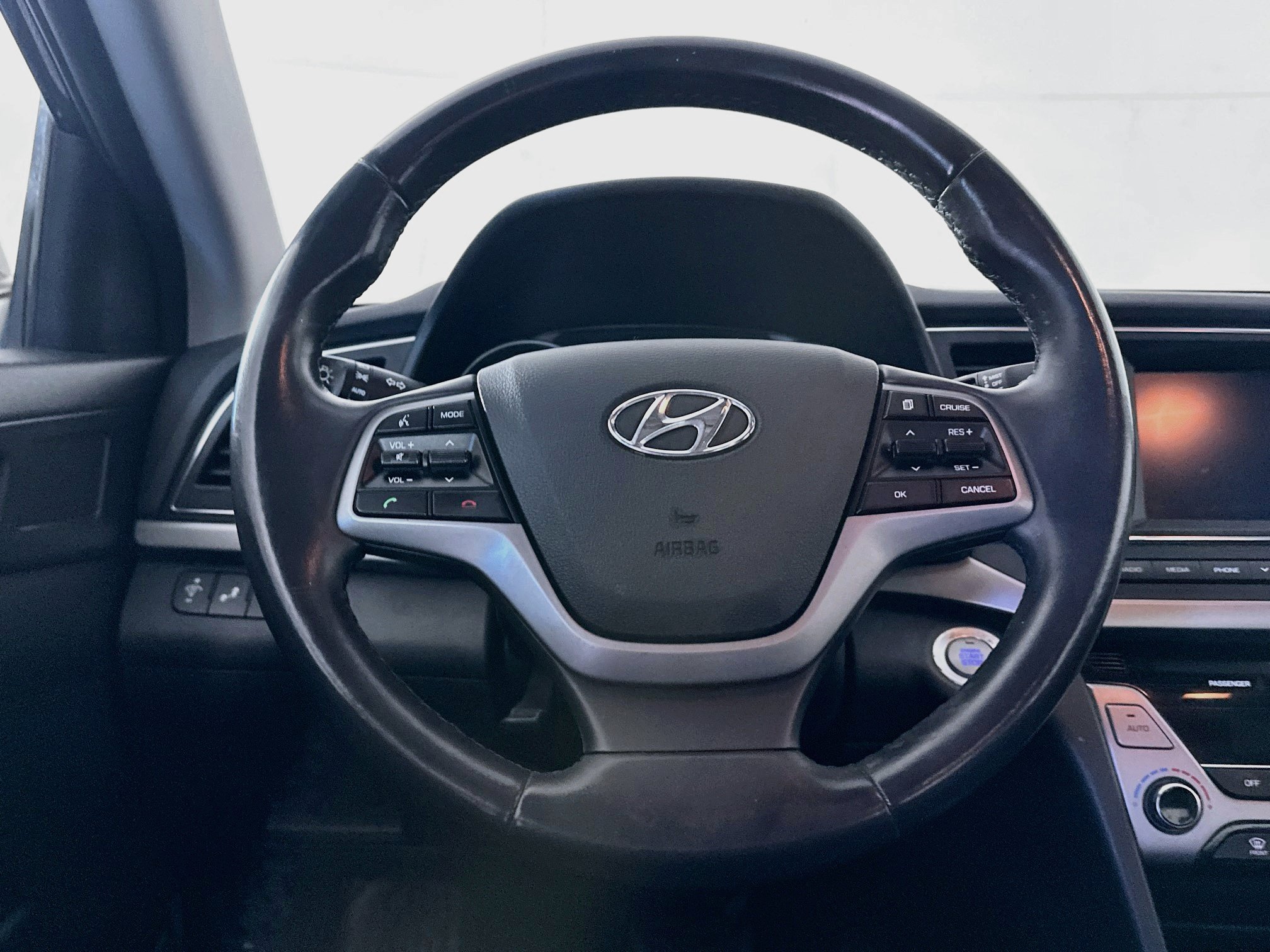 Used 2017 Hyundai Elantra Value Edition FWD image 18