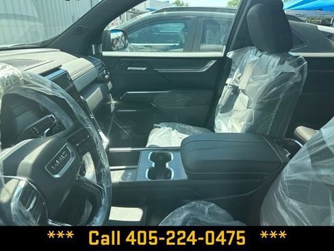 New 2026 GMC Acadia Elevation w/ Black Edition AWD/4WD image 10