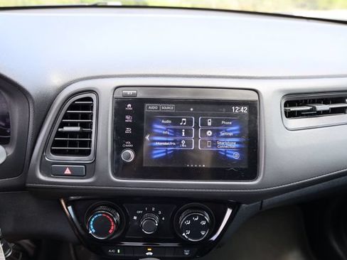Certified 2019 Honda HR-V Sport image 16
