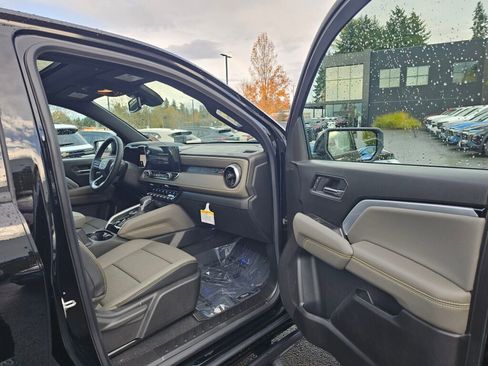 New 2025 Chevrolet Colorado ZR2 w/ ZR2 Bison Edition image 34