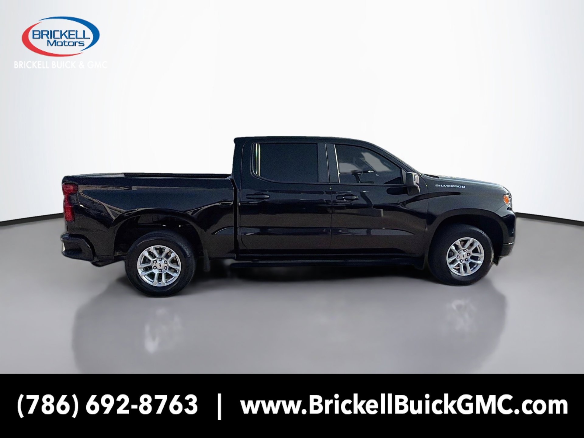 Used 2024 Chevrolet Silverado 1500 RST RWD image 7