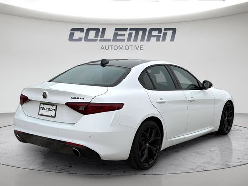 Used 2021 Alfa Romeo Giulia Ti w/ Nero Edizione image 5