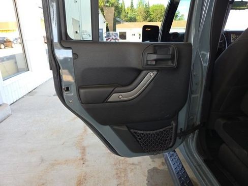 Used 2015 Jeep Wrangler Unlimited Sport w/ Dual Top Group AWD/4WD image 39