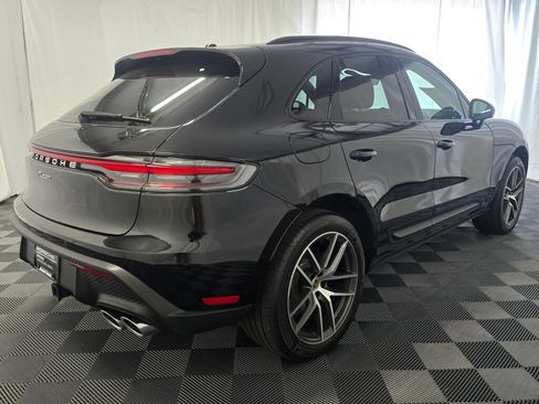 Certified 2025 Porsche Macan AWD/4WD image 7