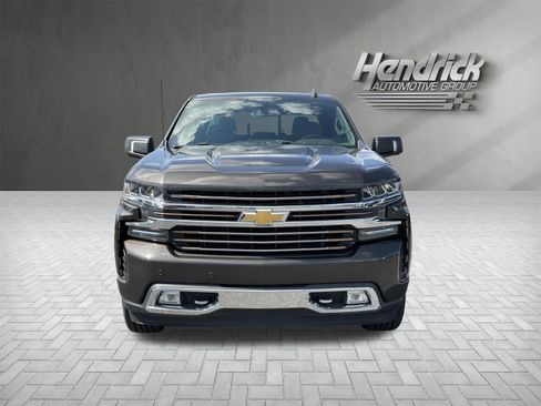 Used 2022 Chevrolet Silverado 1500 High Country AWD/4WD image 3
