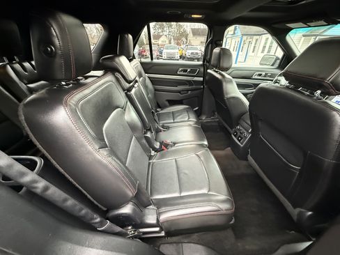 Used 2017 Ford Explorer Sport w/ Equipment Group 401A image 17